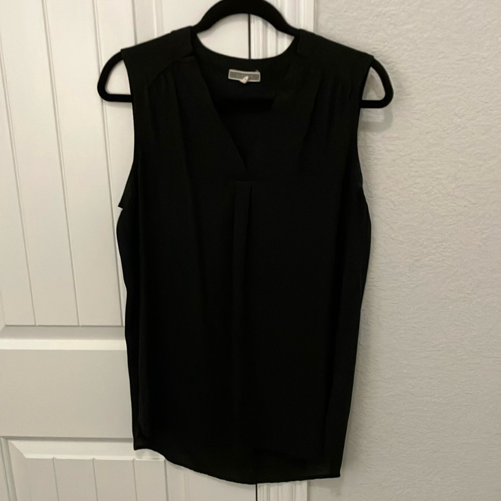 Pleione Black Sleeveless Blouse